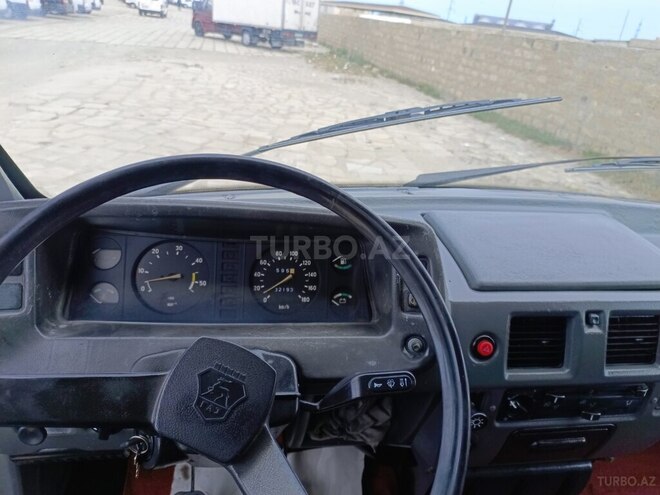 GAZ 330202-740 2000, 132,000 km - 2.4 l - Sumqayıt