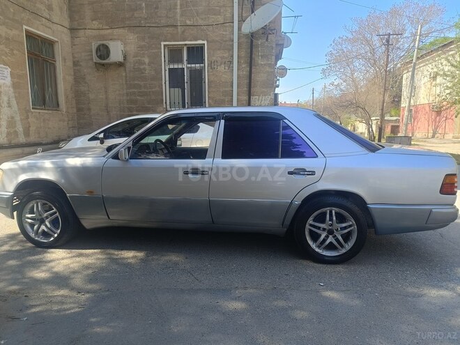 Mercedes E 250 1990, 600,000 km - 2.5 l - Sumqayıt