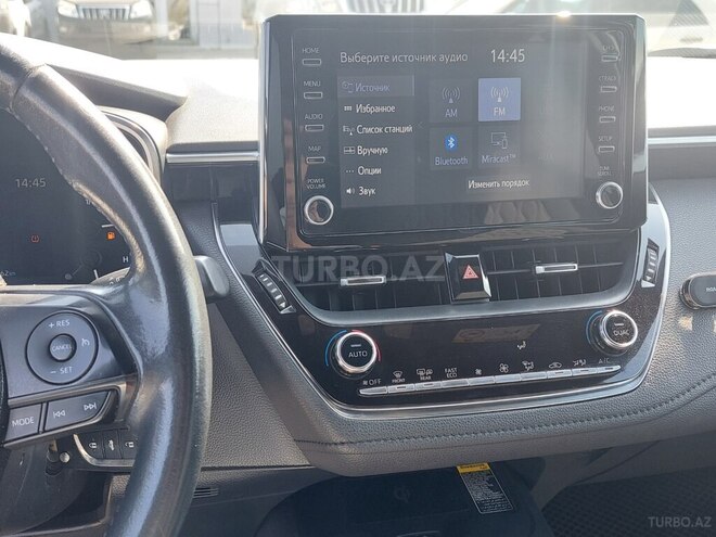 Toyota Corolla 2019, 140,000 km - 1.6 l - Bakı