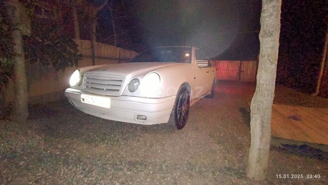 Mercedes E 230 1996, 434,645 km - 2.3 l - Bərdə