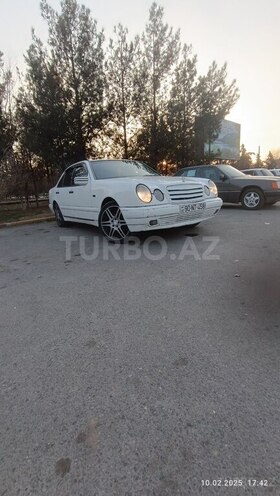 Mercedes E 230 1996, 434,645 km - 2.3 l - Bərdə