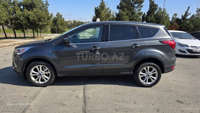 Ford Escape 2018, 139,000 km - 1.5 l - Bakı