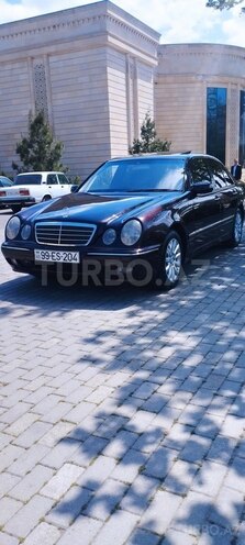 Mercedes E 220 d 2001, 467,500 km - 2.2 л - İmişli