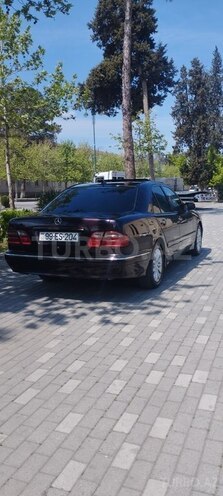 Mercedes E 220 d 2001, 467,500 km - 2.2 л - İmişli