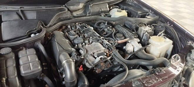 Mercedes E 220 d 2001, 467,500 km - 2.2 л - İmişli