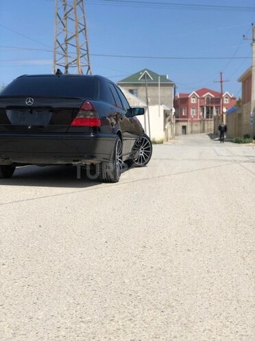 Mercedes C 230 2000, 247,000 km - 2.3 л - Bakı