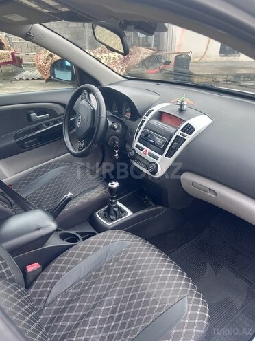 Kia Ceed 2008, 310,000 km - 1.6 л - Bakı