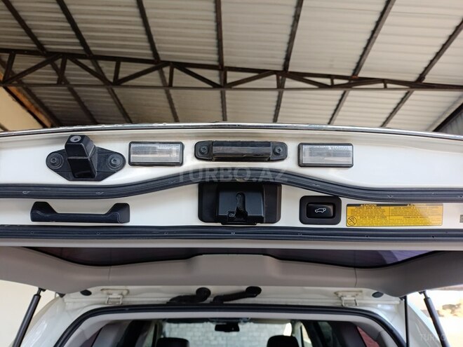 Toyota Land Cruiser 2014, 150,000 km - 4.6 л - İmişli