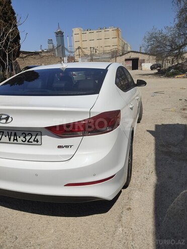 Hyundai Avante 2016, 178,000 km - 1.6 l - Bakı
