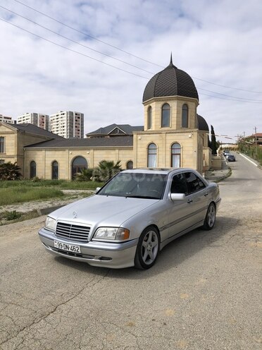 Mercedes C 240 2000, 355,000 km - 2.4 l - Bakı