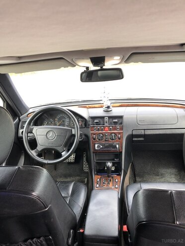 Mercedes C 240 2000, 355,000 km - 2.4 l - Bakı
