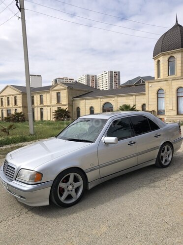 Mercedes C 240 2000, 355,000 km - 2.4 l - Bakı