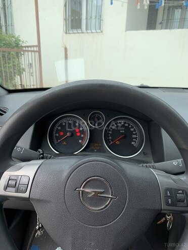 Opel Astra 2004, 202,084 km - 1.4 l - Bakı