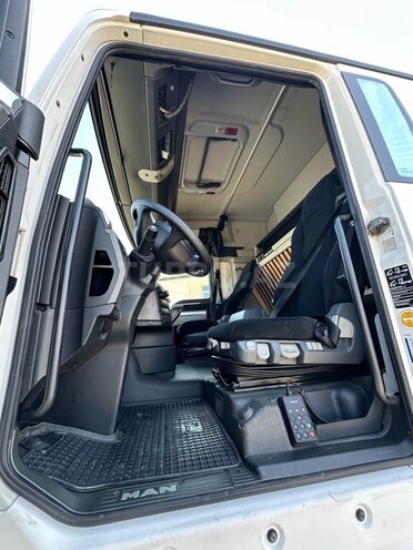 MAN TGX 18.440 2015, 940,000 km - 12.0 l - Bakı