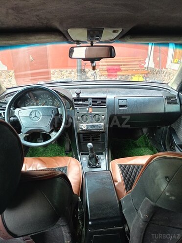Mercedes C 250 d 1994, 111,111 km - 2.5 l - Masallı