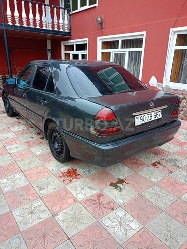 Mercedes C 250 d 1994, 111,111 km - 2.5 l - Masallı
