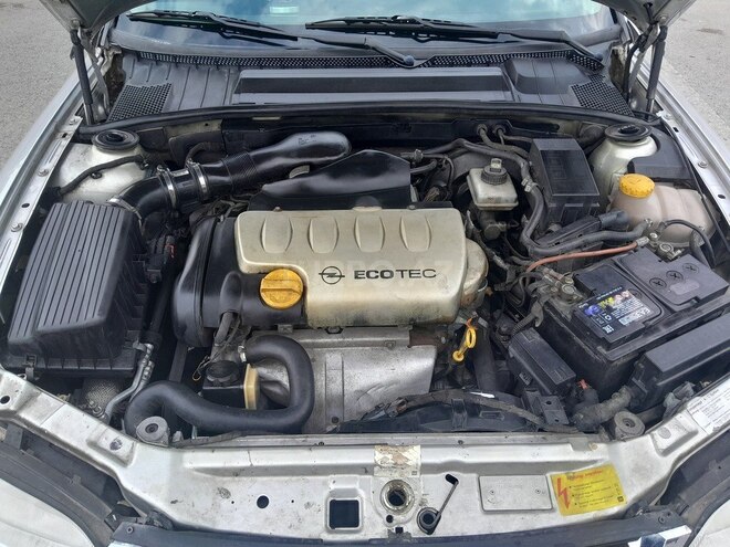 Opel Vectra 1999, 414,410 km - 1.8 l - Qax