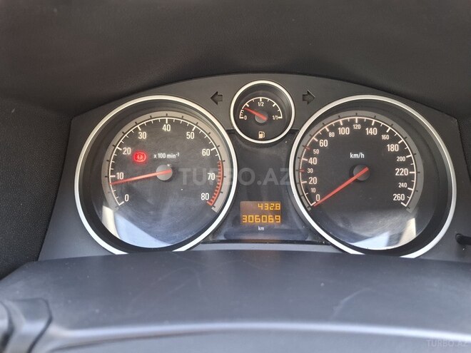 Opel Astra 2004, 300,000 km - 1.4 l - Bakı