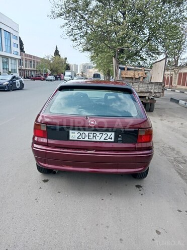 Opel Astra 1997, 299,500 km - 1.6 l - Gəncə