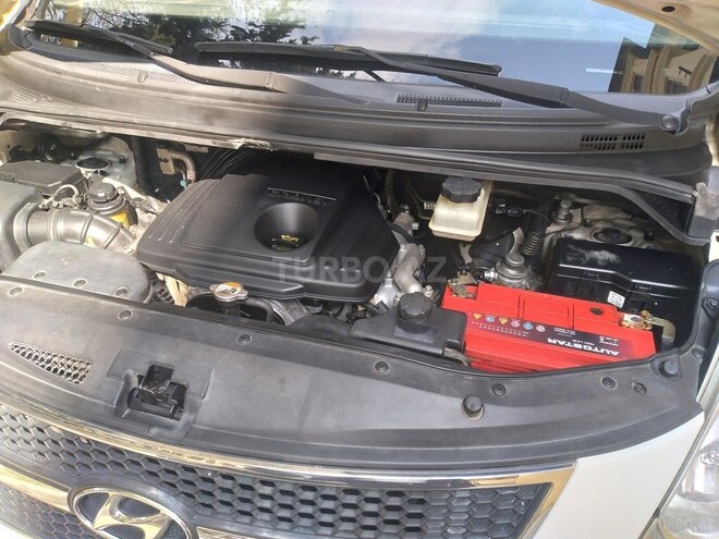 Hyundai H-1 2011, 428,000 km - 2.5 l - Bakı
