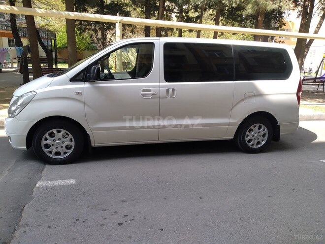 Hyundai H-1 2011, 428,000 km - 2.5 l - Bakı