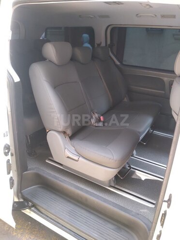 Hyundai H-1 2011, 428,000 km - 2.5 l - Bakı
