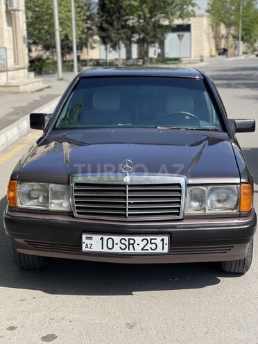 Mercedes 190 1991, 413,000 km - 1.8 l - Yevlax