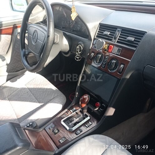 Mercedes C 220 1995, 300,000 km - 2.2 л - Ağdaş
