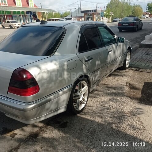 Mercedes C 220 1995, 300,000 km - 2.2 л - Ağdaş