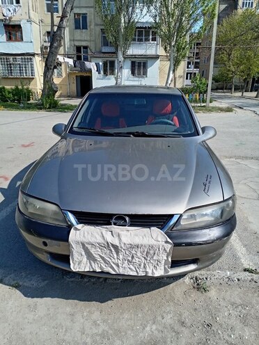 Opel Vectra 1996, 390,000 km - 1.8 l - Sumqayıt