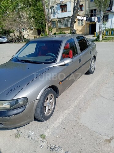 Opel Vectra 1996, 390,000 km - 1.8 l - Sumqayıt
