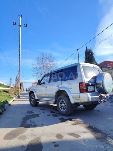 Mitsubishi Pajero 1994, 480,000 km - 2.8 л - Bakı