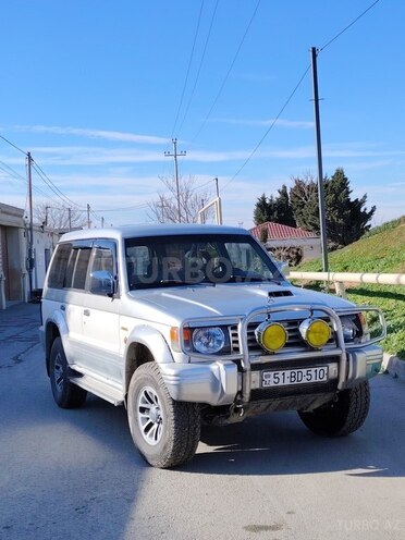 Mitsubishi Pajero 1994, 480,000 km - 2.8 л - Bakı