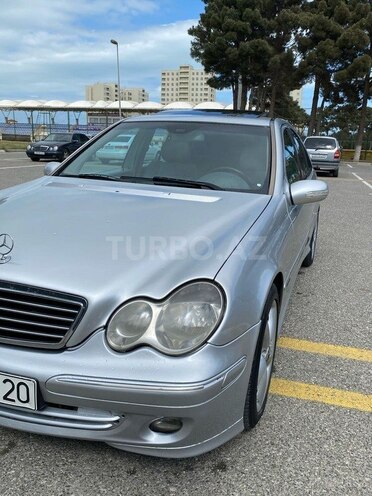 Mercedes C 250 2005, 258,000 km - 2.5 l - Bakı