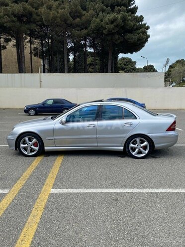 Mercedes C 250 2005, 258,000 km - 2.5 l - Bakı
