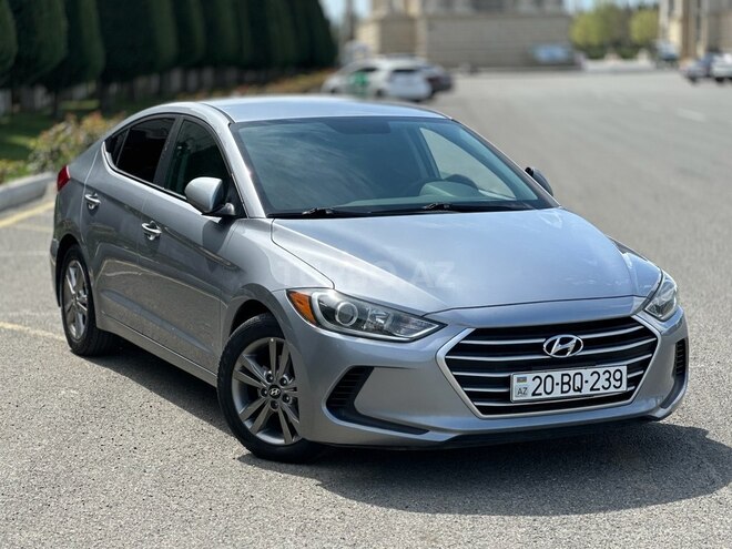 Hyundai Elantra 2017, 120,000 km - 2.0 л - Gəncə