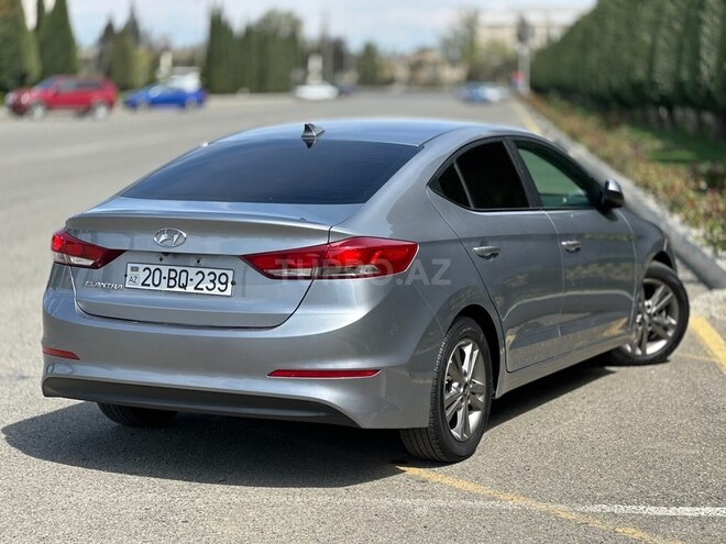 Hyundai Elantra 2017, 120,000 km - 2.0 л - Gəncə