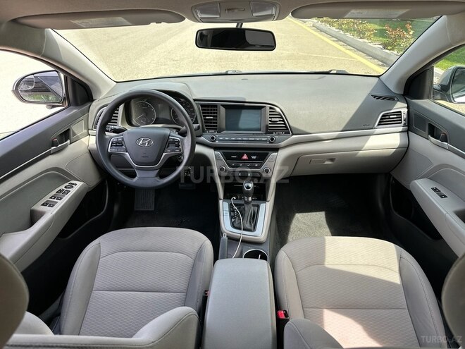 Hyundai Elantra 2017, 120,000 km - 2.0 л - Gəncə