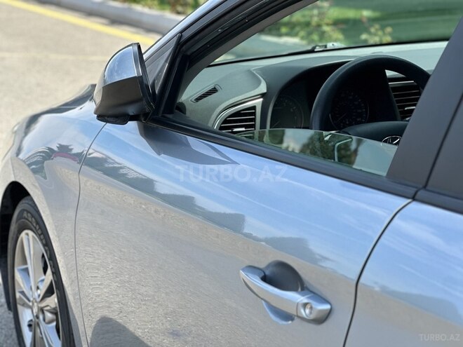 Hyundai Elantra 2017, 120,000 km - 2.0 л - Gəncə