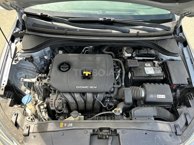 Hyundai Elantra 2017, 120,000 km - 2.0 л - Gəncə