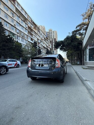 Toyota Prius 2014, 479,585 km - 1.8 л - Bakı