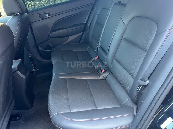 Hyundai Elantra 2019, 80,000 km - 1.6 l - Bakı