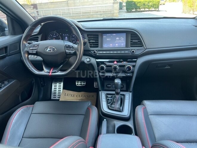 Hyundai Elantra 2019, 80,000 km - 1.6 l - Bakı