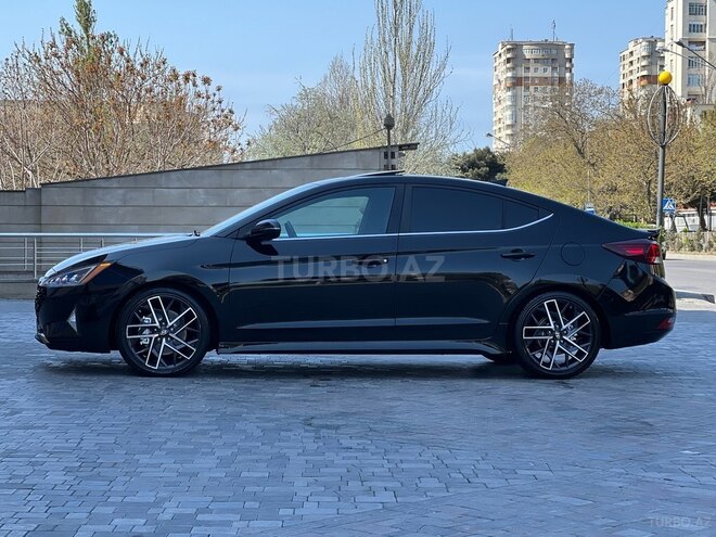 Hyundai Elantra 2019, 80,000 km - 1.6 l - Bakı