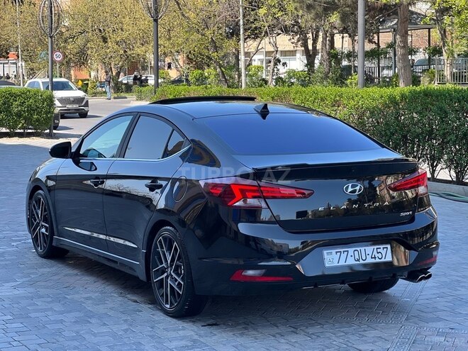 Hyundai Elantra 2019, 80,000 km - 1.6 l - Bakı