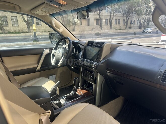 Toyota Land Cruiser Prado 2012, 230,000 km - 2.7 l - Bakı