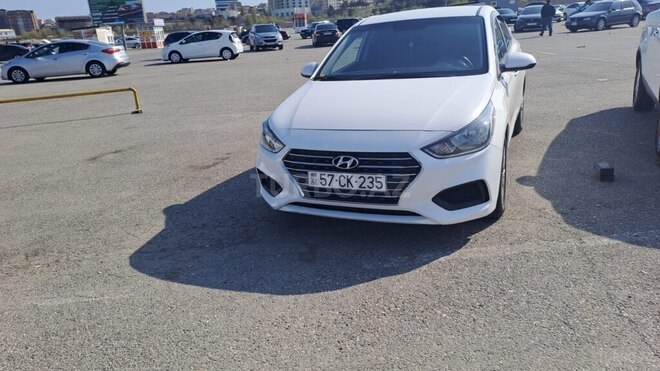 Hyundai Accent 2019, 121,600 km - 1.6 л - Şəmkir