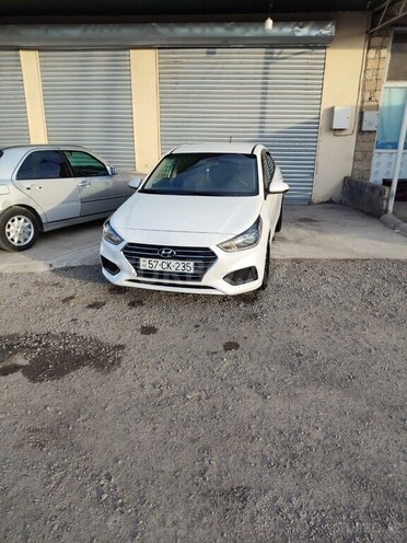 Hyundai Accent 2019, 121,600 km - 1.6 л - Şəmkir