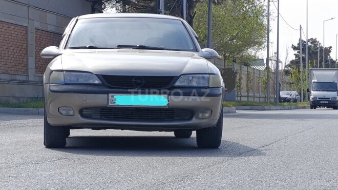 Opel Vectra 1997, 325,400 km - 1.8 l - Sumqayıt