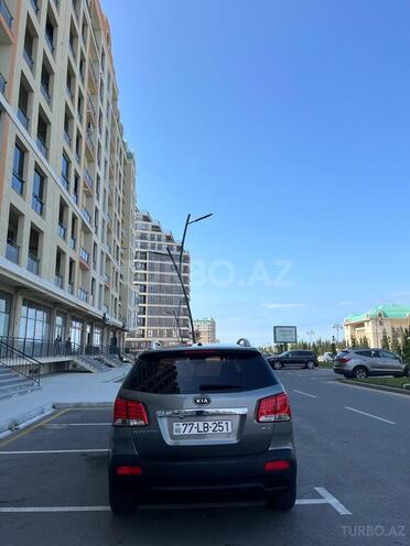 Kia Sorento 2011, 235,000 km - 2.0 l - Sumqayıt